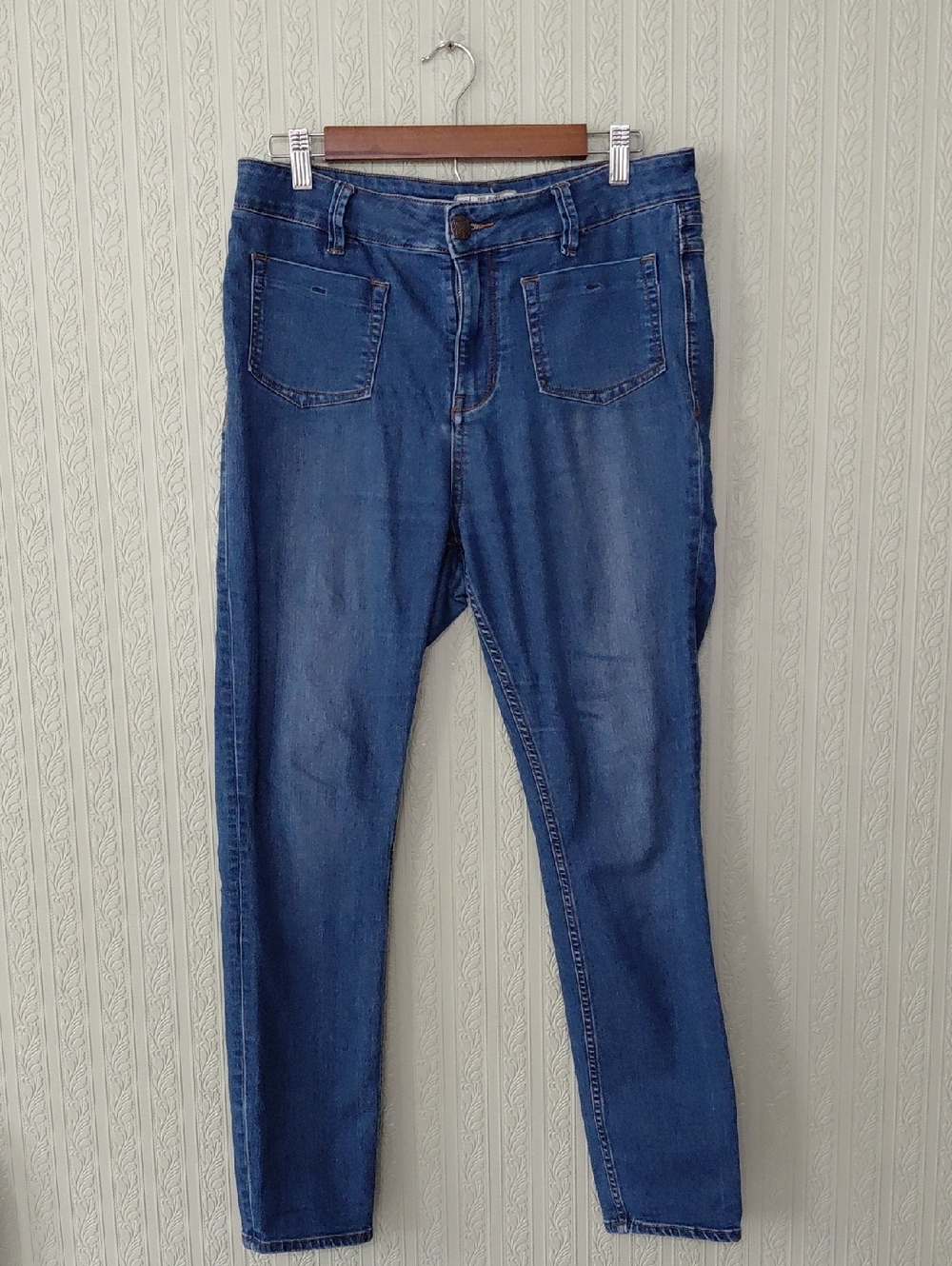 FREE PEOPLE High Waisted Women's Skinny Jeans in Blue Wash